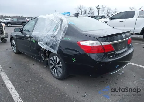 2015 Honda Accord Hybrid z USA, uszkodzony, nr VIN 1HGCR6F33FA007312